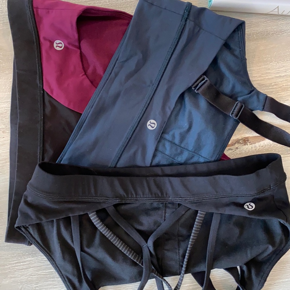 Lululemon sports bras / 3